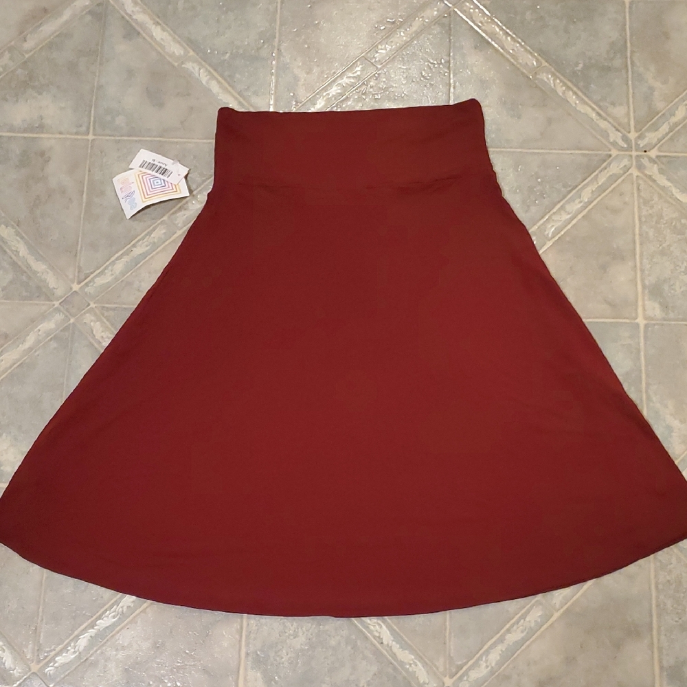 Elegant Women's A-Line Skirt - Maroon